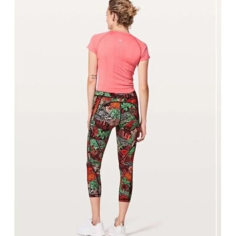 Lululemon Time To Sweat Crop 23